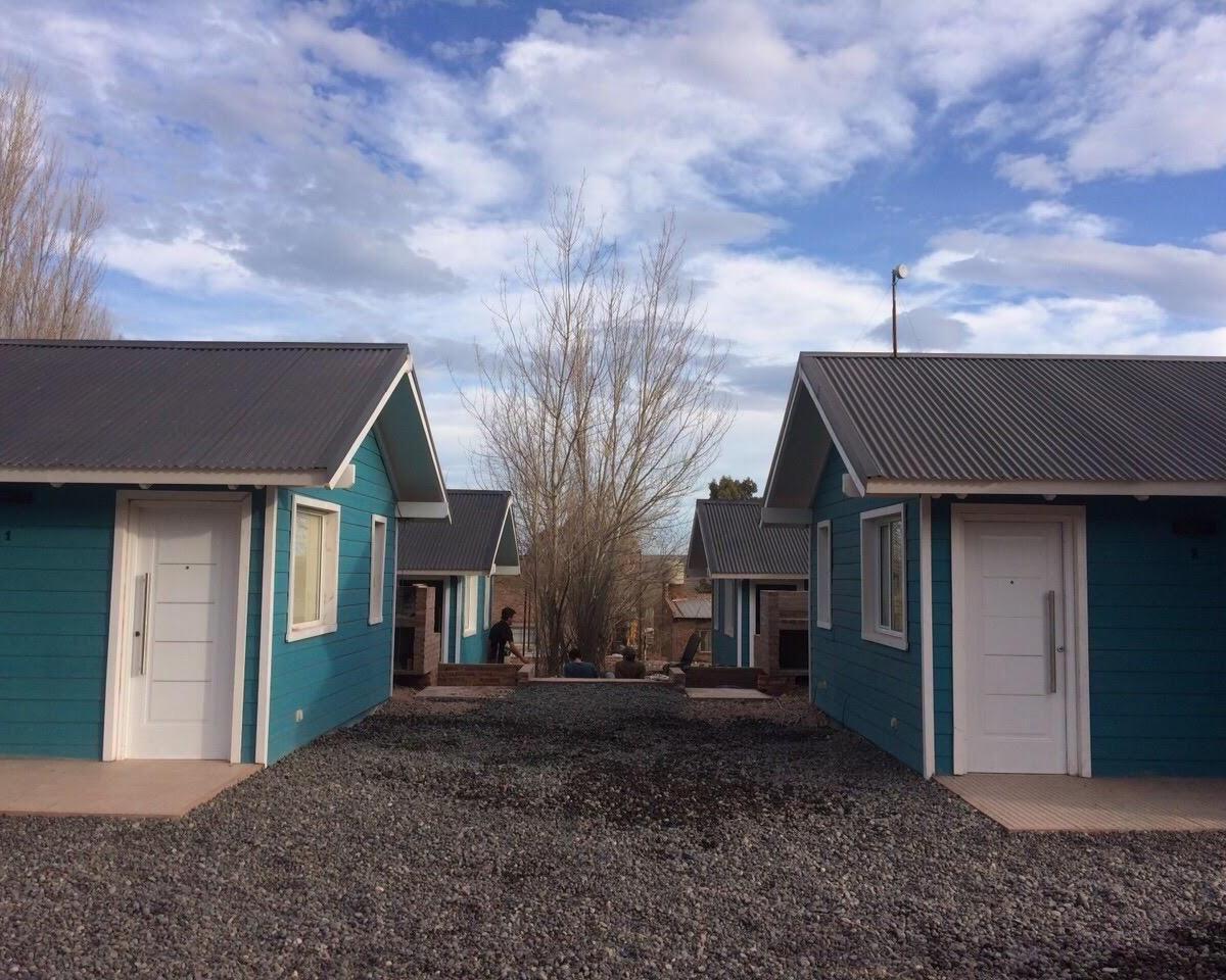 Excelente Complejo de Seis Casas en Venta - Vaca Muerta Añelo 2