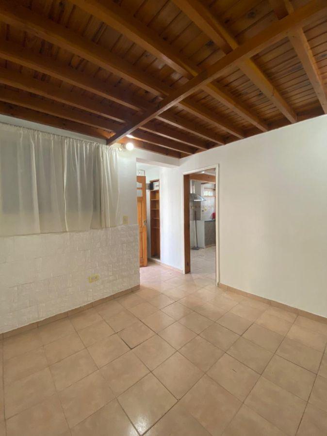 Foto de PH en venta de 2 ambientes en Banfield, imagen 2