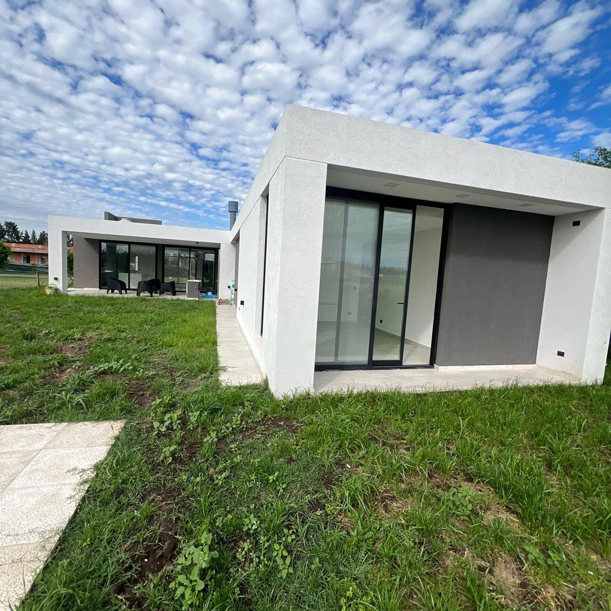 Fincas del Alba, Canning