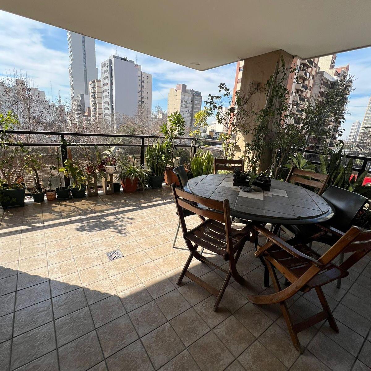 Foto de Departamento en venta de 4 dormitorios c/ cochera en Lomas de Zamora, imagen 5