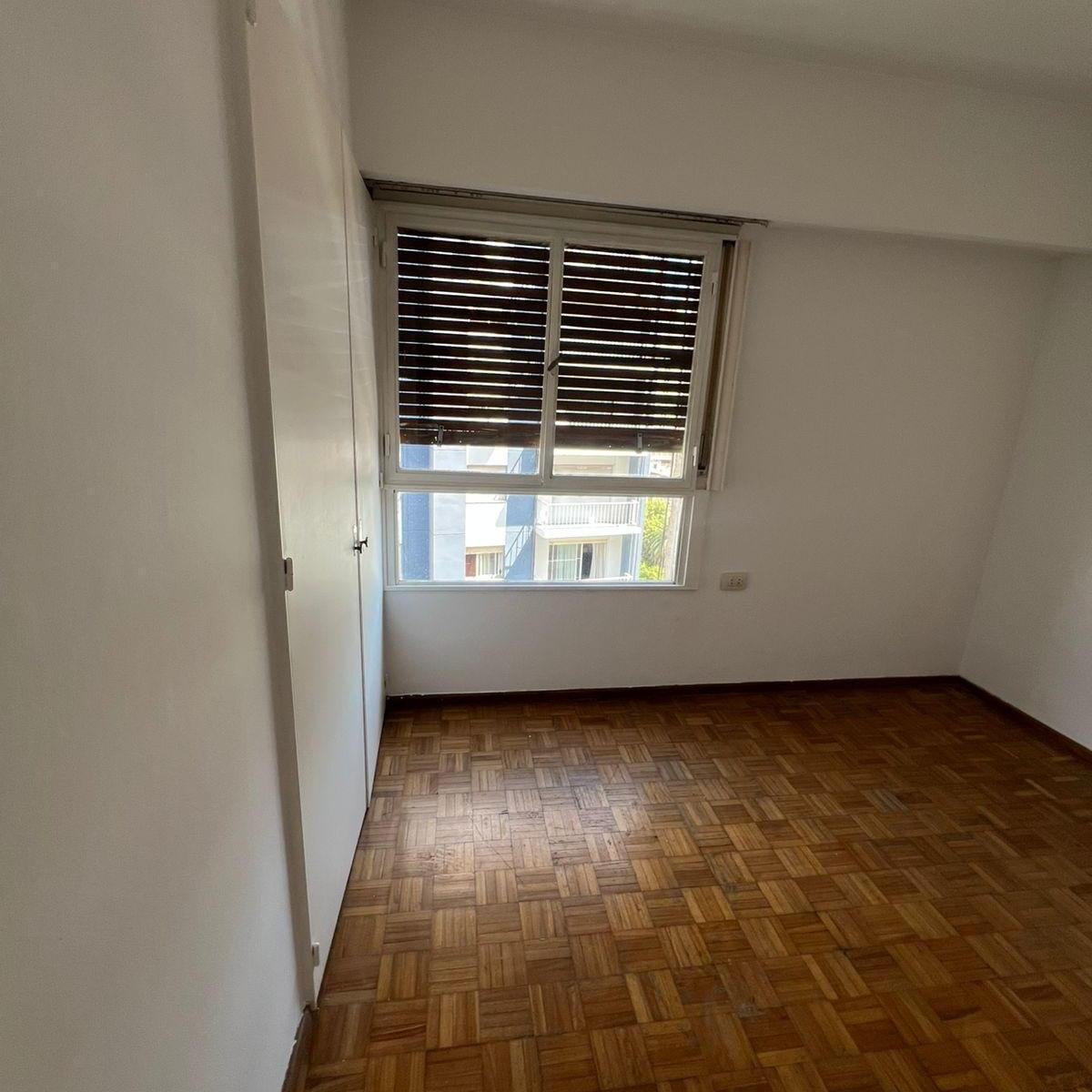 Departamento en Venta 3 ambientes c/ cochera en Lomas de Zamora