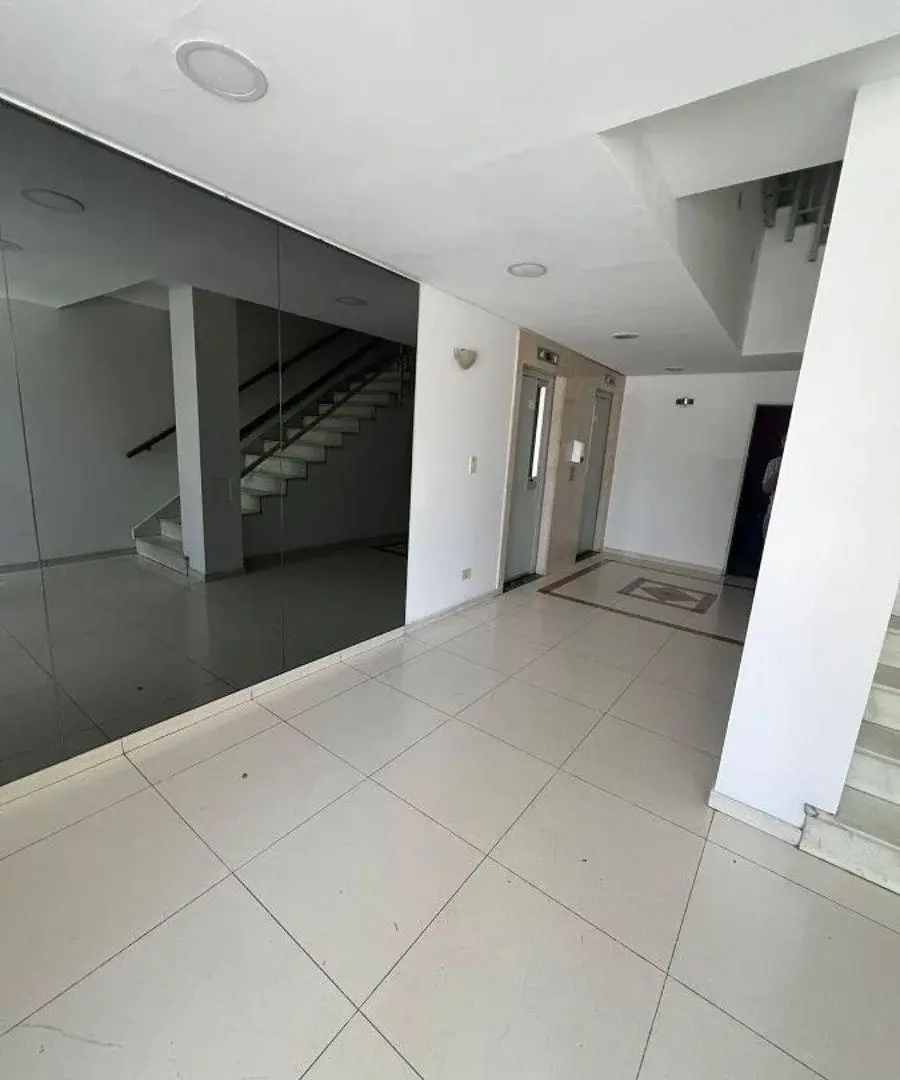Departamento 3 Amb. en alquiler c/cochera - Lomas de Zamora 2