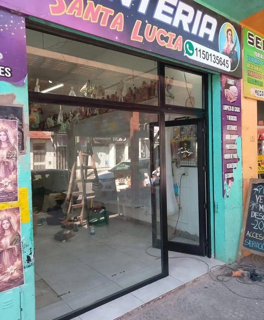 Local comercial en alquiler ubicado en Guernica 3