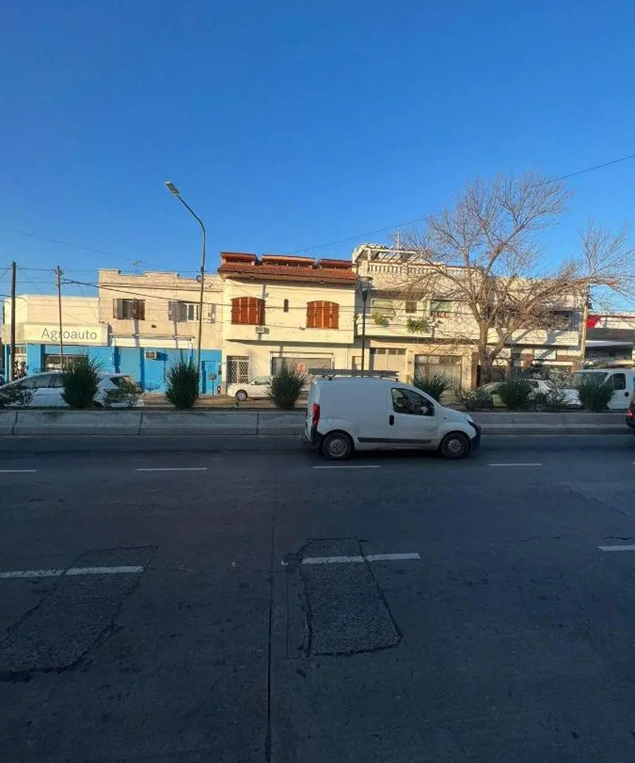 Local comercial en alquiler ubicado en Temperley 3