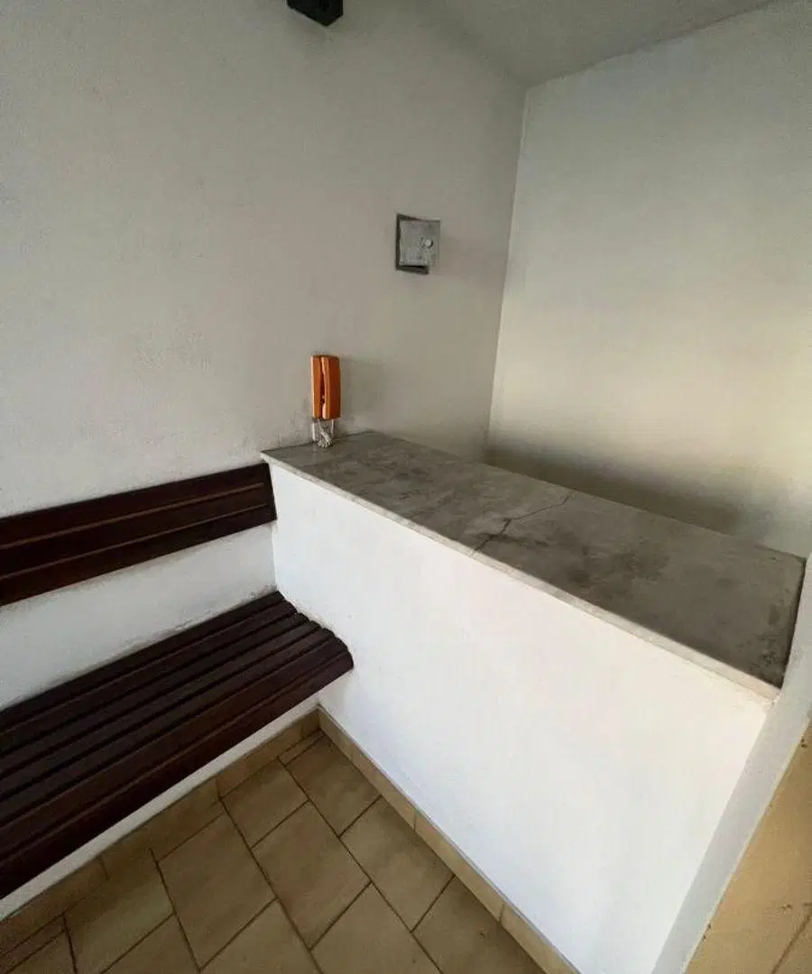 Local comercial en alquiler ubicado en Temperley 4