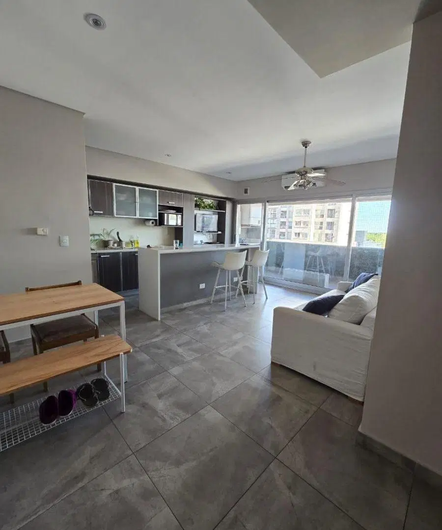 Venta Departamento 3 Amb. c/ cochera - Lomas de Zamora 4