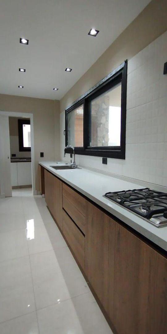 Foto de Casa en venta c/ cochera en Canning, imagen 5