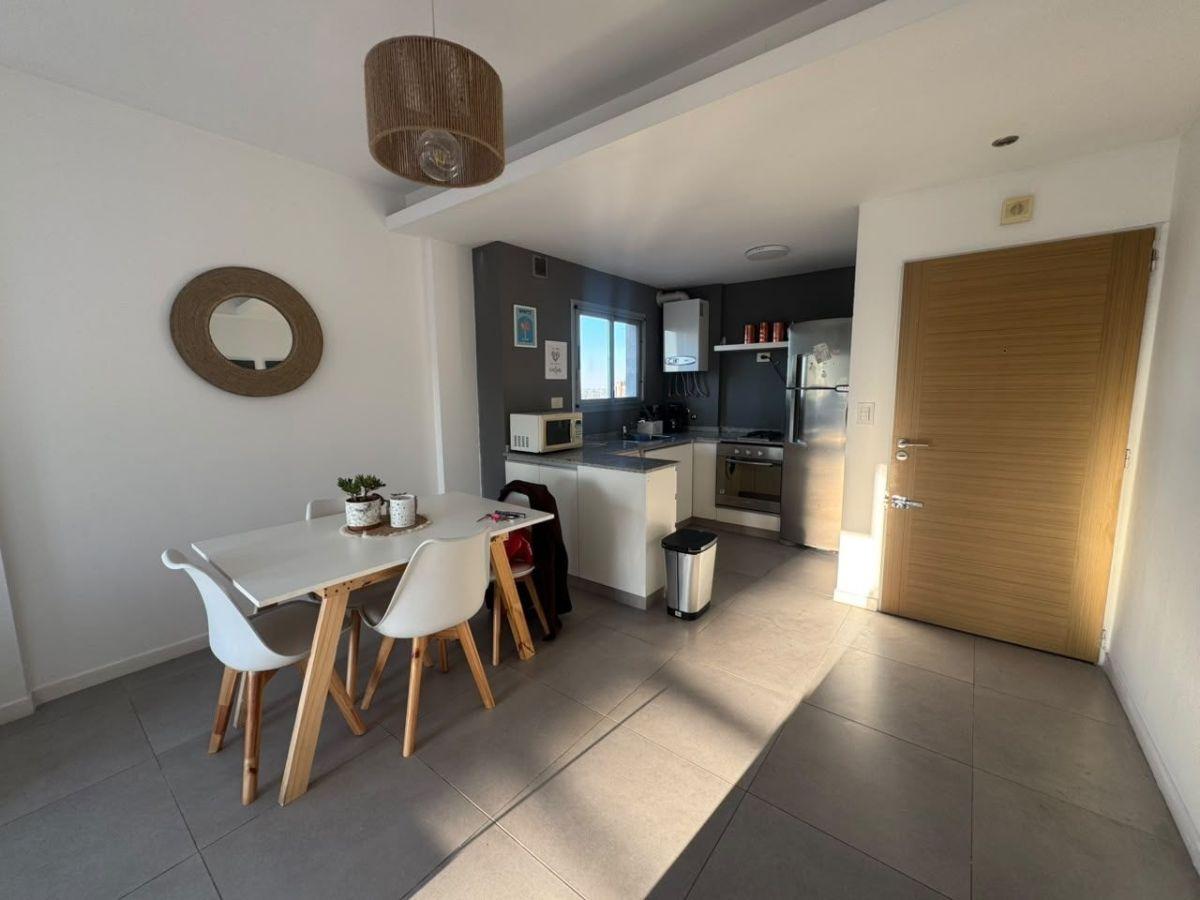 Foto de Departamento en alquiler c/ cochera en Lomas de Zamora, imagen 5