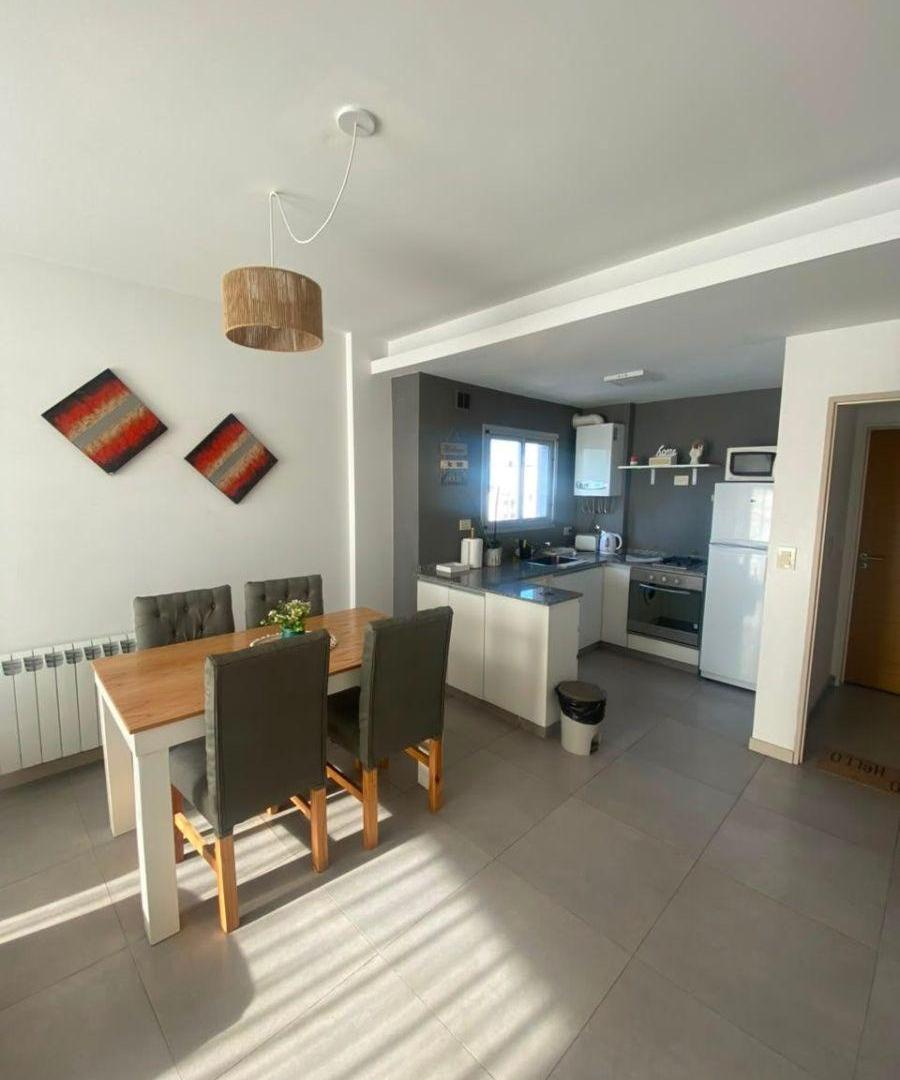 Foto de Departamento en venta amoblado c/ cochera en Lomas de Zamora, imagen 1