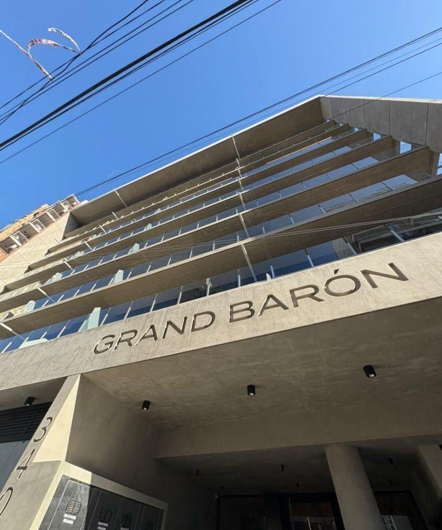 Foto de Departamento en alquiler en Lomas de Zamora, imagen 1