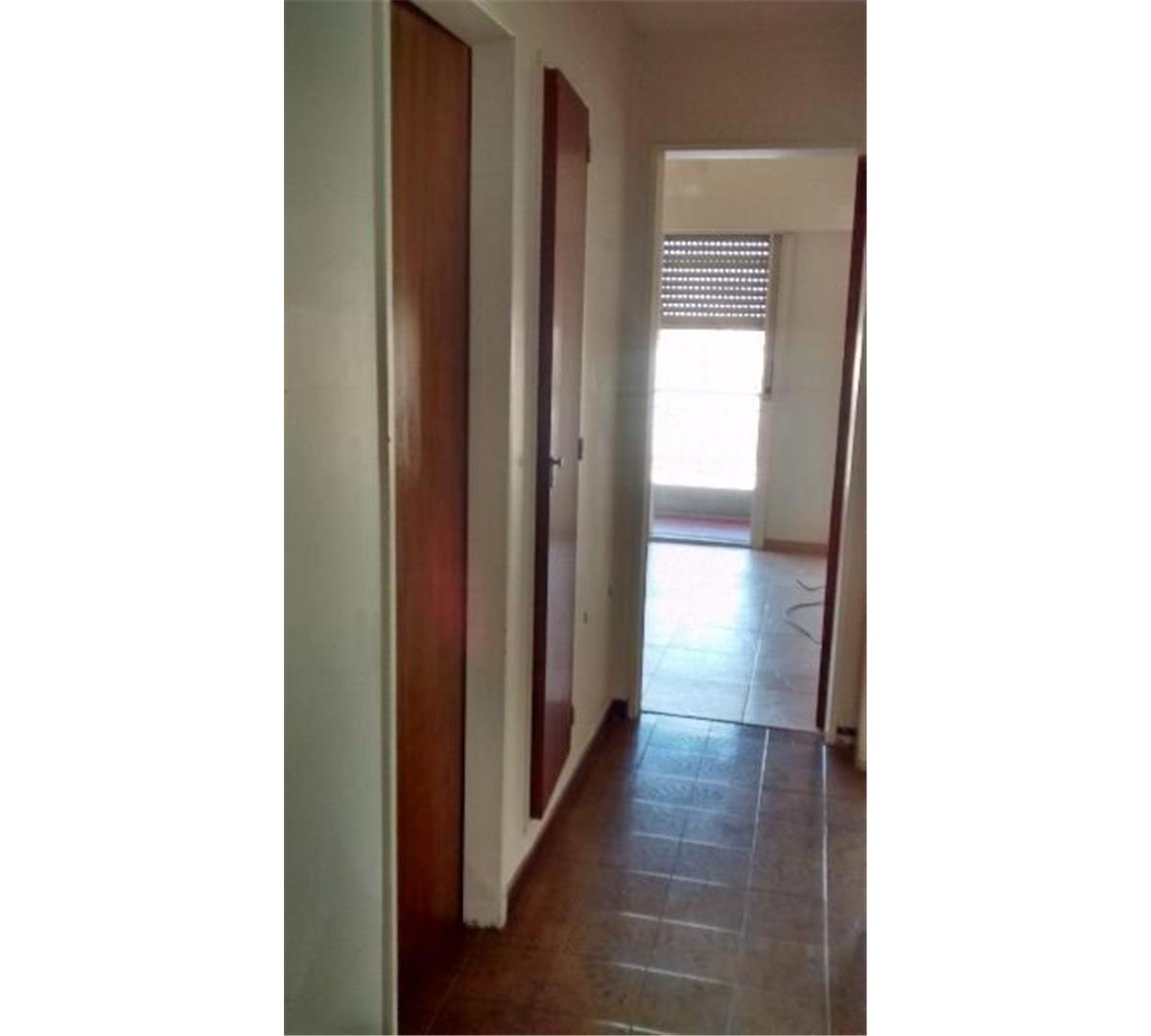 Semipiso impecable de 4 ambientes al frente. FINANCIACION.