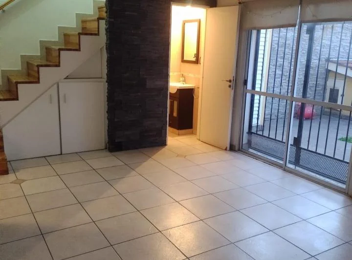 Hermoso duplex con parque propio!!. 1