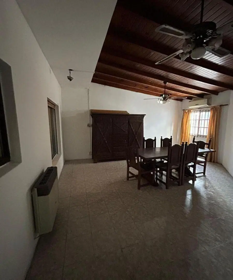 Departamento con 75 m² construidos, 2 ambientes en venta en Banfield 2