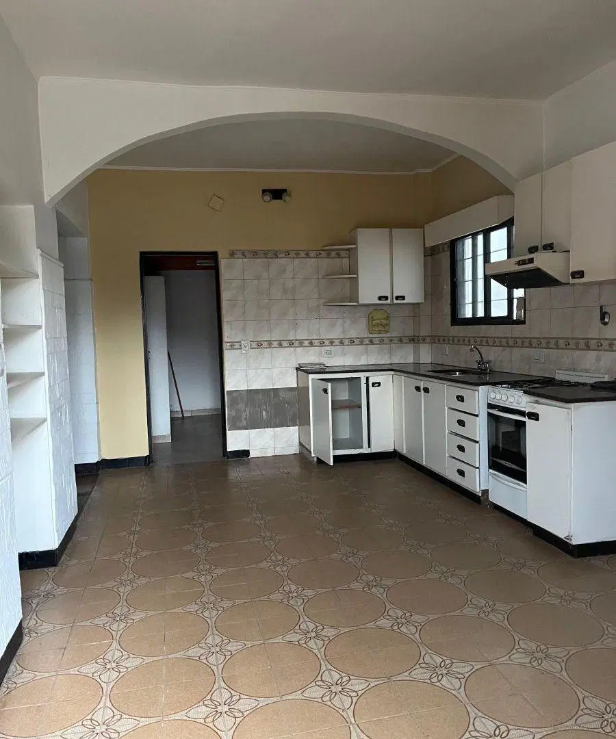 Dos casas sobre lote de 245 m² con 3 dormitorios en venta en La Tablada 5