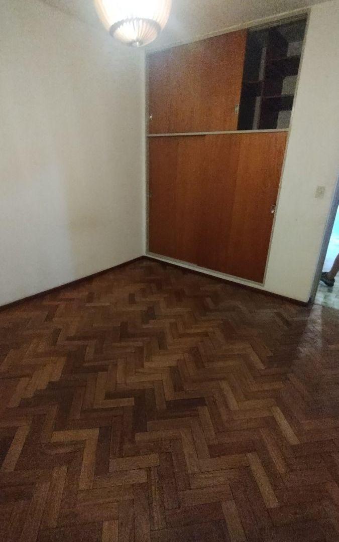 Foto de Departamento de 144 m² con 4 dormitorios en venta en Belgrano C, imagen 5