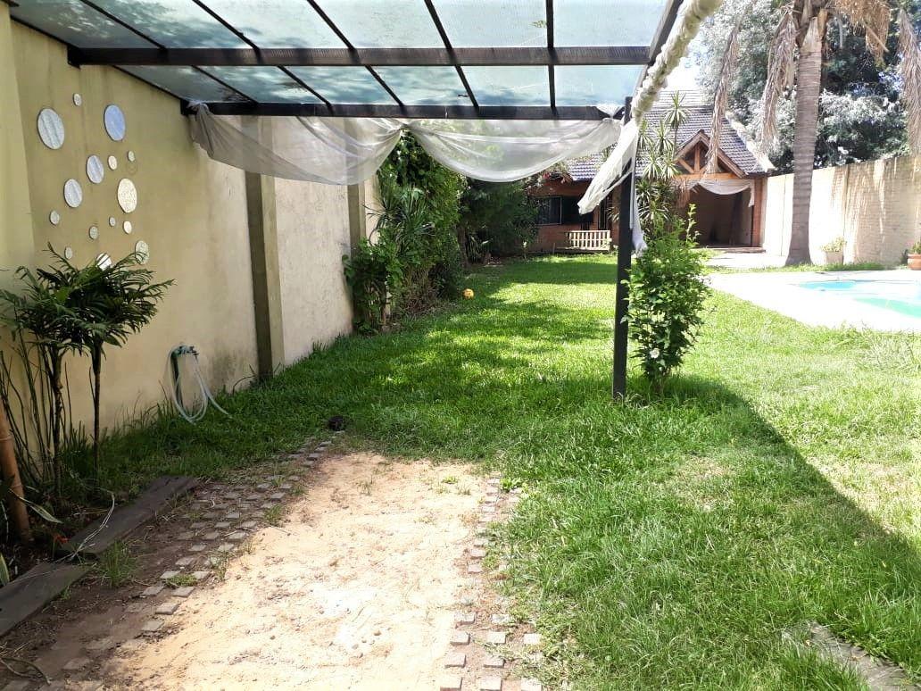 Foto de NVO VALOR - CASA-LOTE 460-LIV.COM.COC.2 DORM, 3 BÑS, JARDIN, imagen 3
