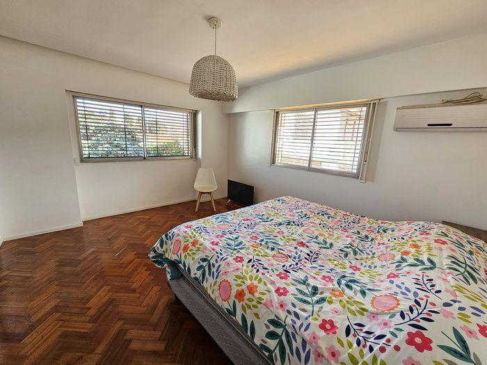 Foto de GRAN CHALET - LOTE 466 M2 - 3 DORM - 4 BAÑOS - JARDIN LIBRE, imagen 2