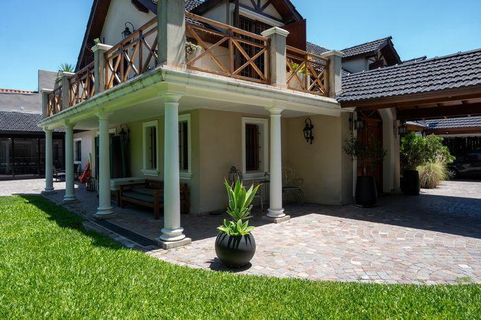 Foto de GRAN CHALET EN LOTE DE 753 M2 - ZONA CLUB AFALP POLI, imagen 4