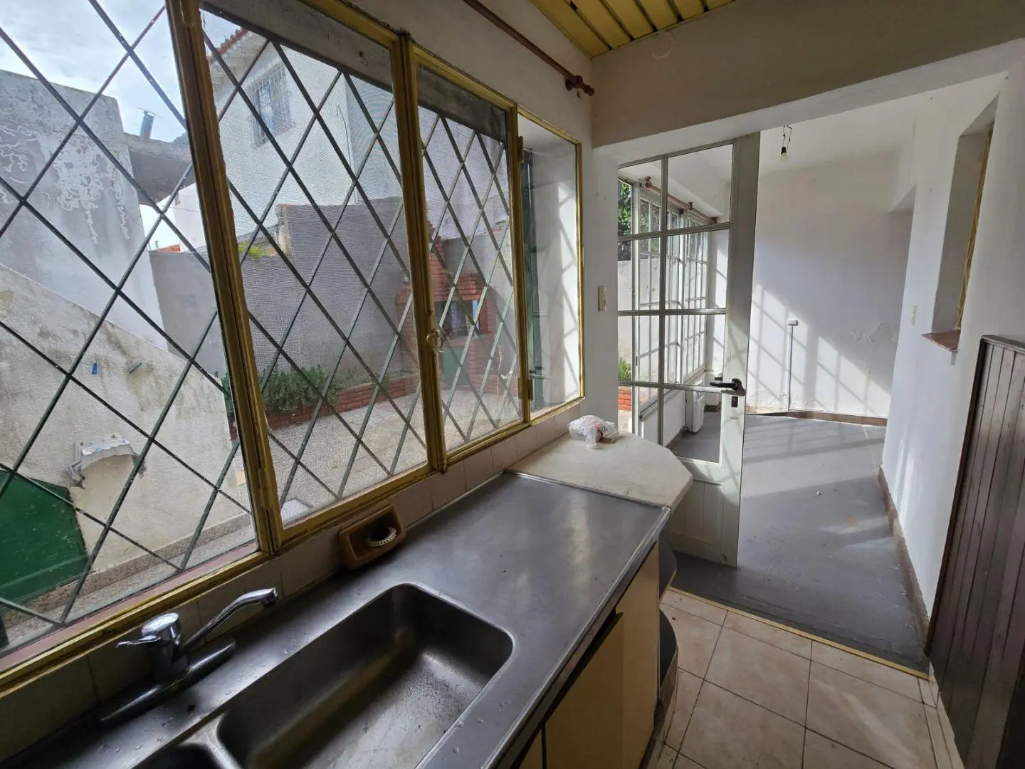 CHALET 7 X 18 - 3 AMB - PRECIO NEGOCIABLE 1
