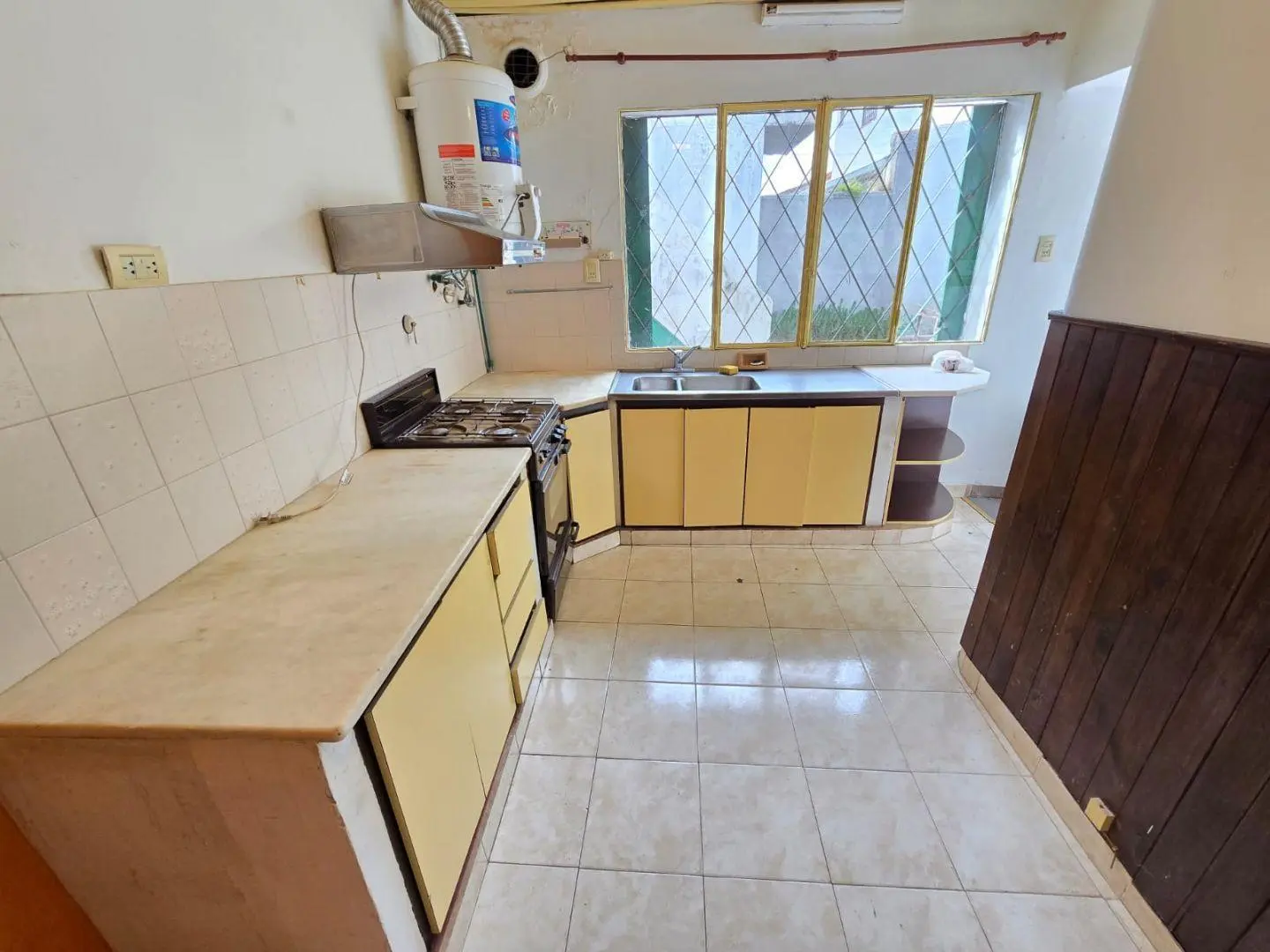 CHALET 7 X 18 - 3 AMB - PRECIO NEGOCIABLE 2