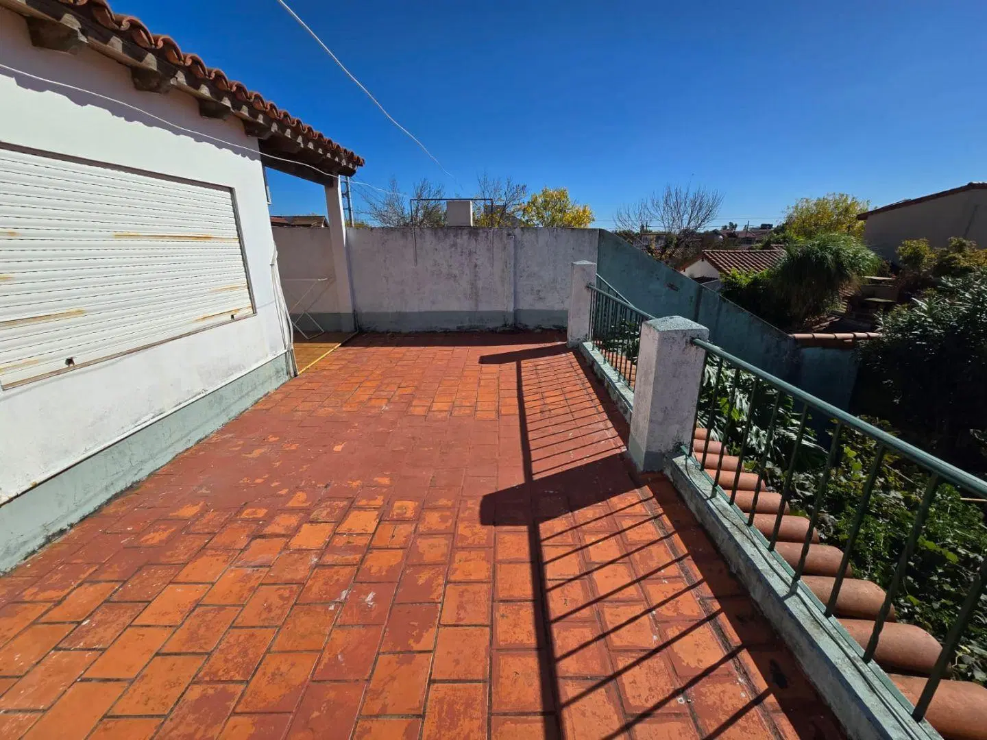 VENTA CASA CIUDAD JARDIN - PB 3 AMB - 1ER PISO TERRAZA Y DORM CON BAÑO 3