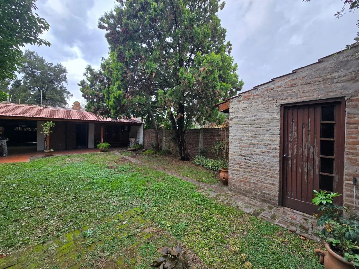 VENTA PALOMAR CHALET 3 AMBIENTES 2 BAÑOS APTO CREDITO 2