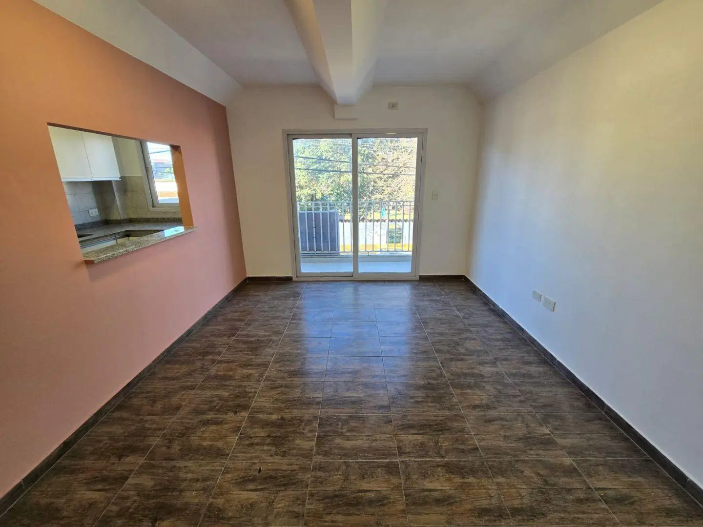 ALQUILER PALOMAR DTO 2 AMBIENTES CON BALCON 4