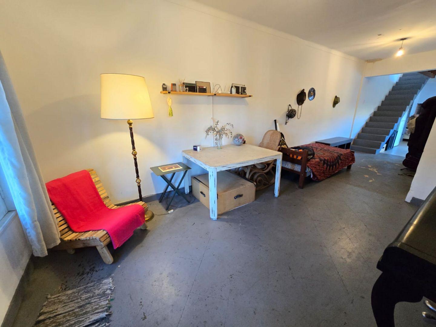 Foto de NUEVO VALOR - CHALET VENTA CIUDAD JARDIN 7X20 4 AMBIENTES, imagen 5