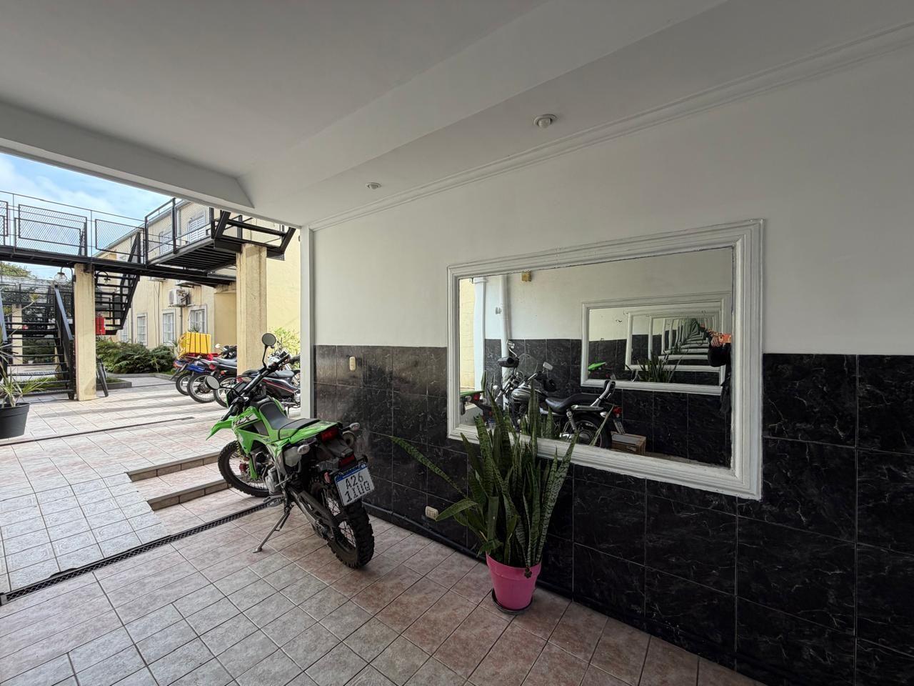 Foto de VENTA DEPARTAMENTO CASEROS 3 AMBIENTES, imagen 2