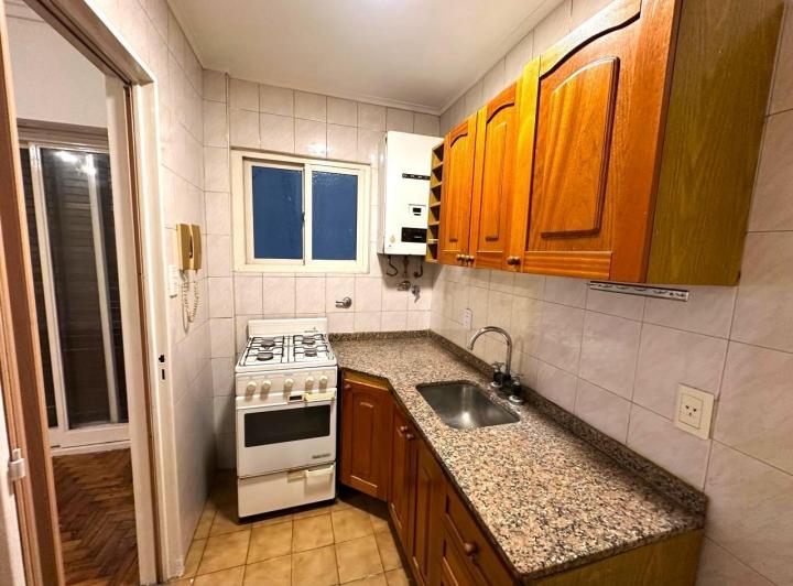 MONONAMBIENTE CON COCINA Y BAÑO COMPLETO  VILLA CRESPO 2