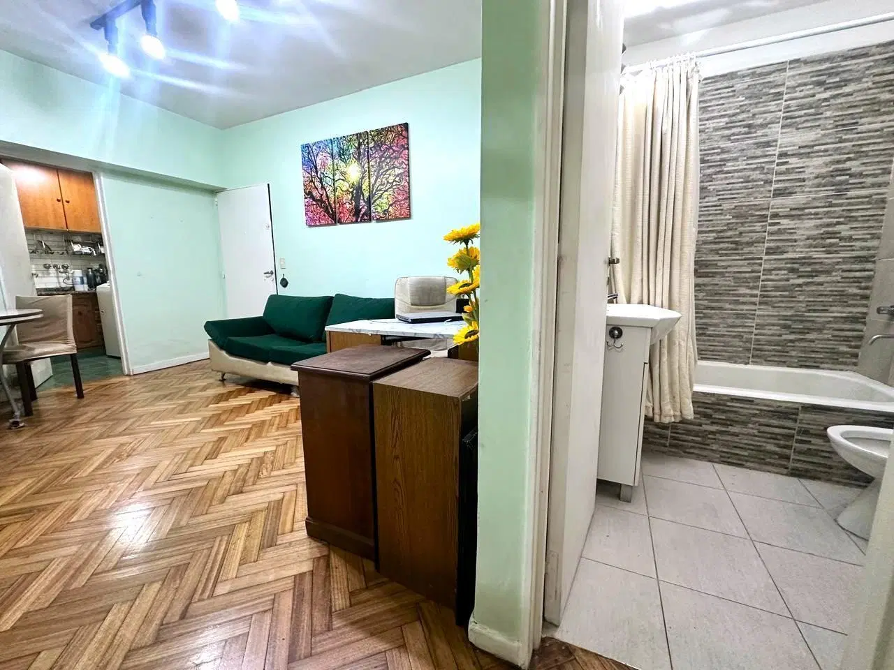 VENTA DEPARTAMENTO DE 3 AMBIENTES SOBRE AV. ANGEL GALLARDO MUY BIEN UBICADO 4