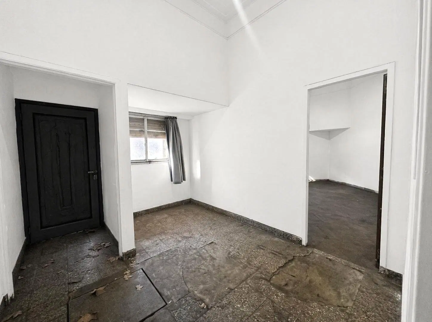 PH DE 3 AMBIENTES CON ESCRITORIO A REFACCIONAR EN ROJAS 1906 ESQUINA JUAN B JUSTO 1