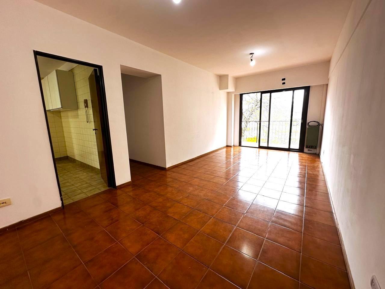 Foto de ALQUILER DE 3 AMBIENTES AL FRENTE CON BALCON CORRIDO LISTO PARA, imagen 1