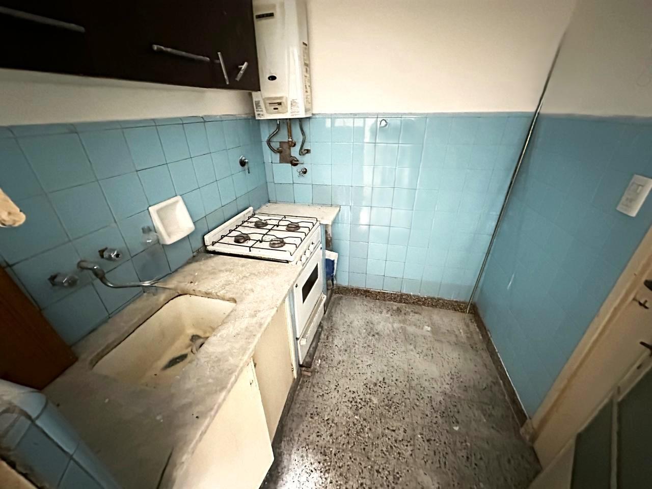 Foto de DEPARTAMENTO DE 2 AMBIENTES LATERAL DE 36 METROS - SAN CRISTOBAL, imagen 4