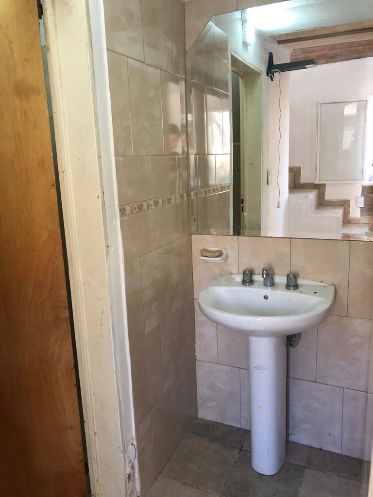 Venta Casa + 2 Duplex y Bajada Al Rio - Villa Parque Siquiman 1