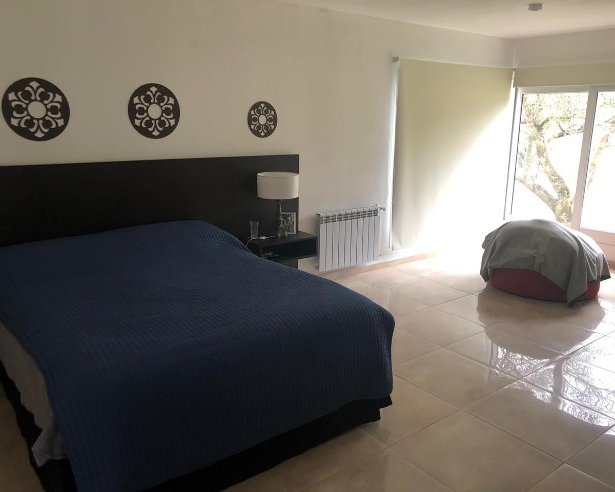 Foto de VENTA HERMOSA PROPIEDAD A ESTRENAR B°PRIVADO CAUSANA, imagen 5