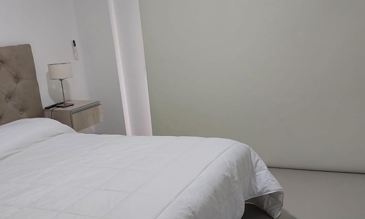 Venta - Departamento en Complejo Veneto Village. Parque Siquiman 2