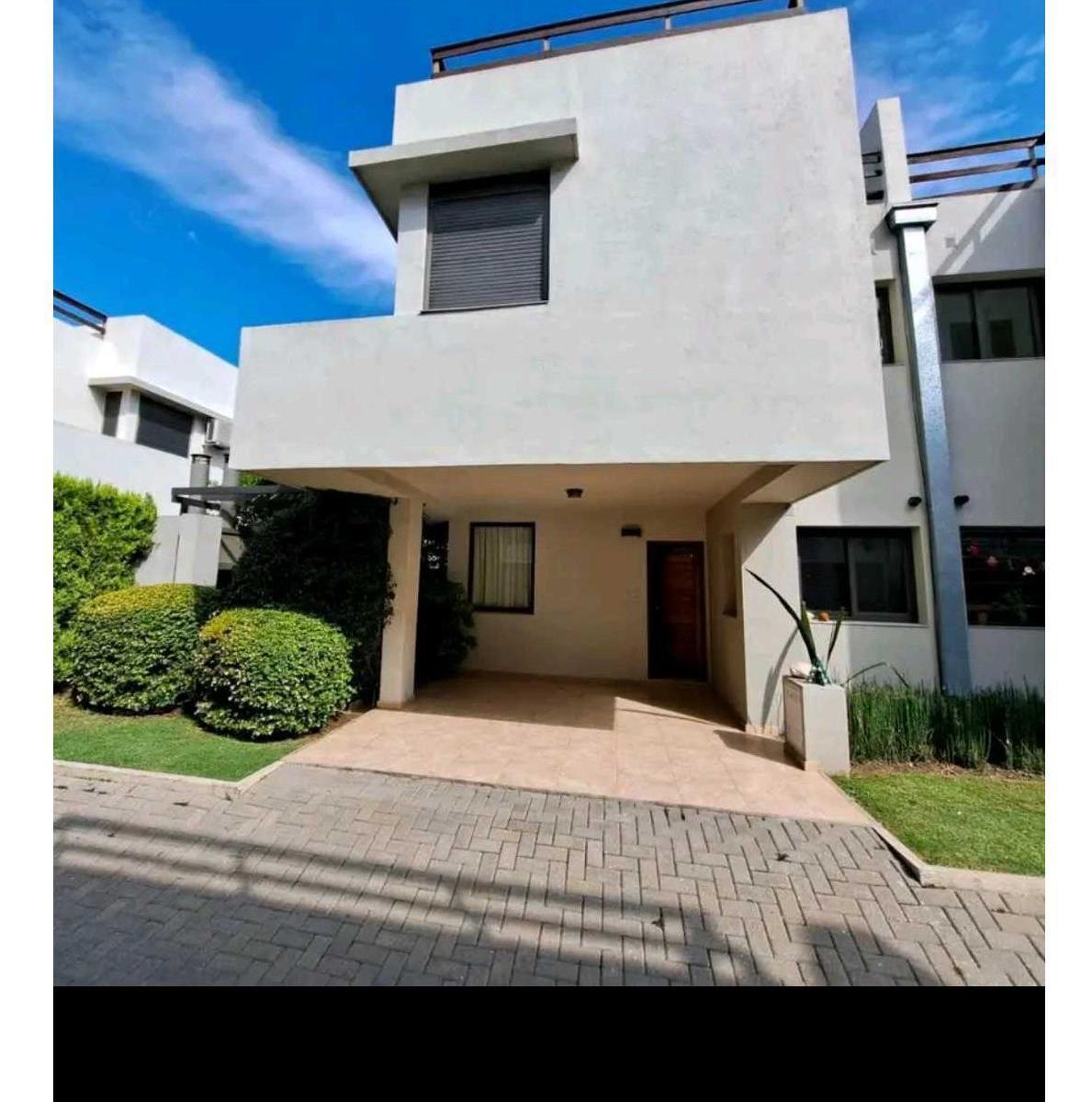 Duplex en Venta en Carlos Paz a 3 Cuadras del Lago! 3