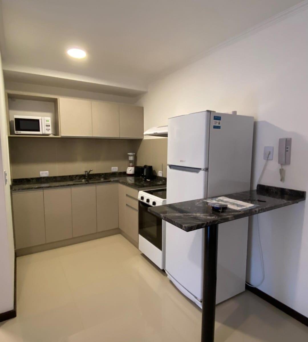 Venta: Departamento 1 Dorm. en Veneto Village, Villa Parque Siquiman 4