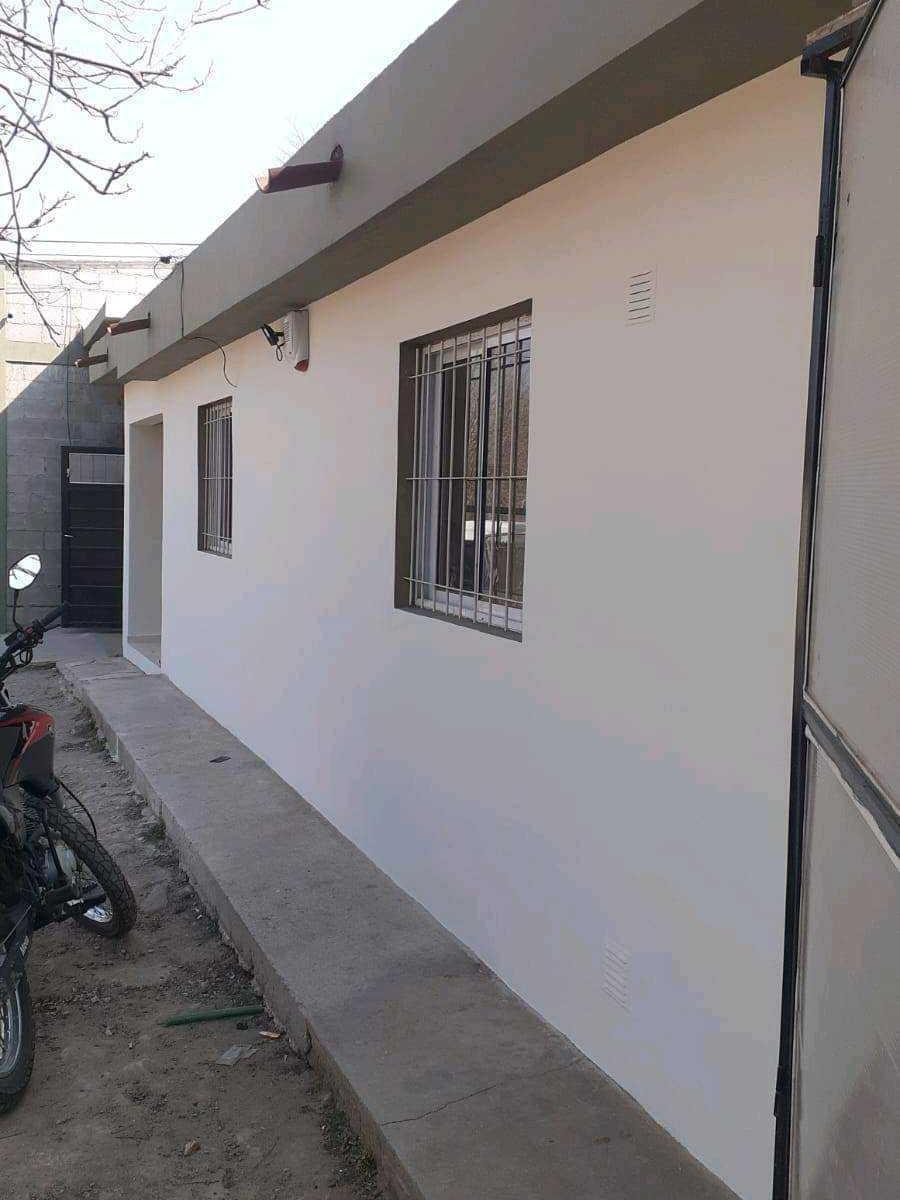 Oportunidad Casa Mas Galpon, dptoy Pileta 4