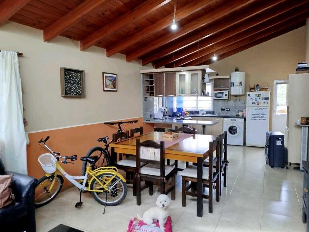 Venta Casa 2 Dorm., 2ble Cochera. Tanti, Cordoba 5