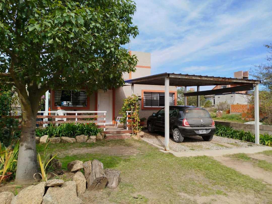 Venta Casa 2 Dorm., 2ble Cochera. Tanti, Cordoba 2