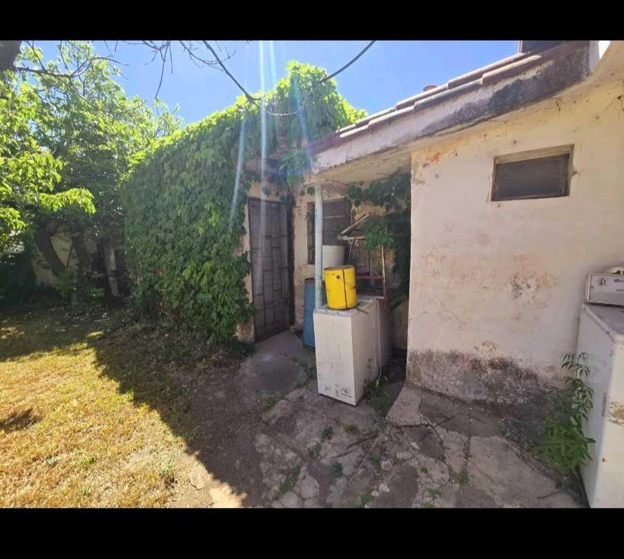 Oportunidad Casa en Barrio Malvinas con Hermoso Terreno 5
