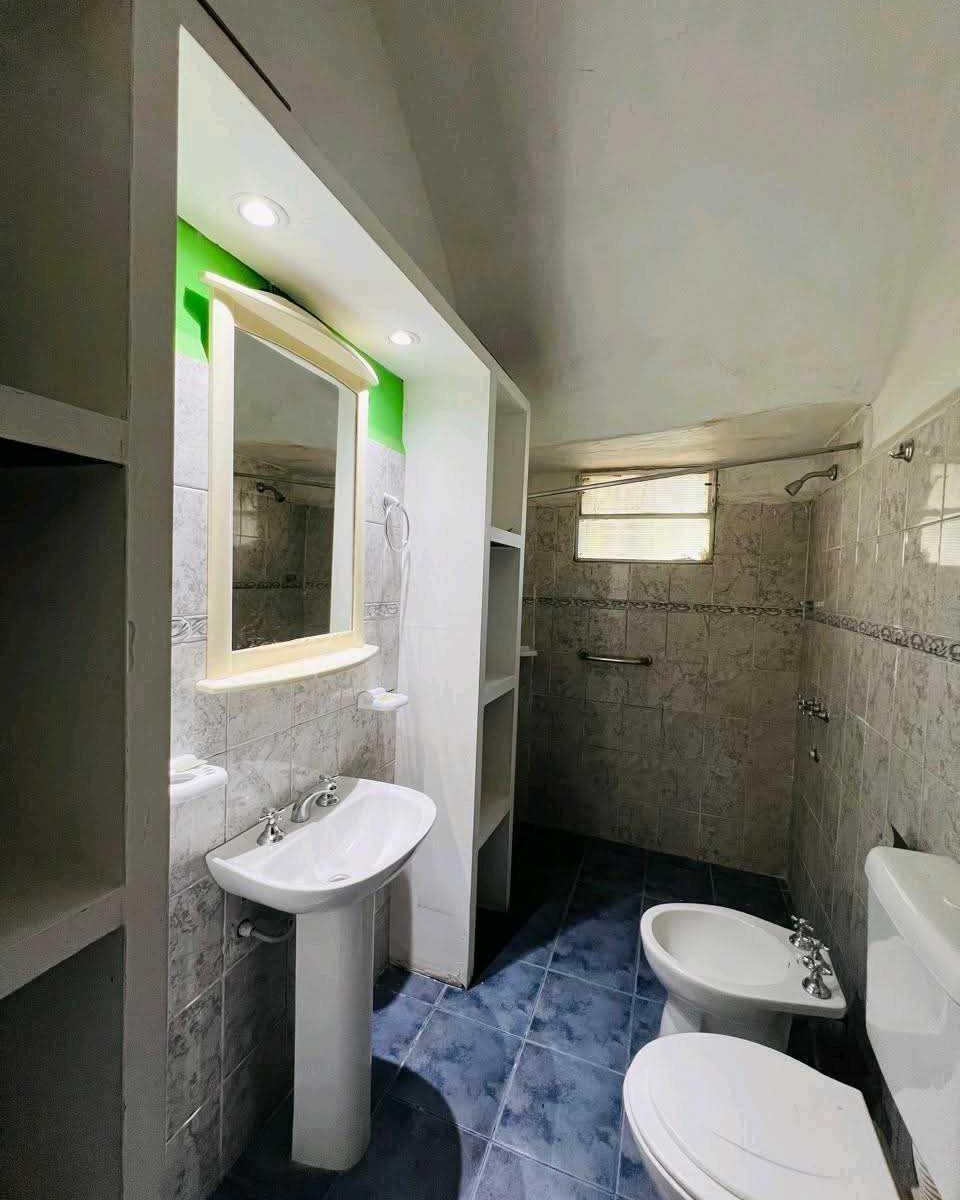 Oportunidad Casa en Barrio Residencial Santa Rita en Complejo con Pile 1