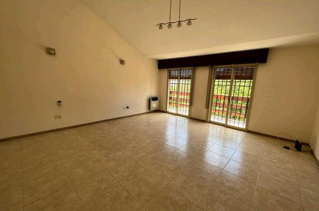 Oportunidad Hermosa Casa Barrio Residencial Villa Dominguez 3