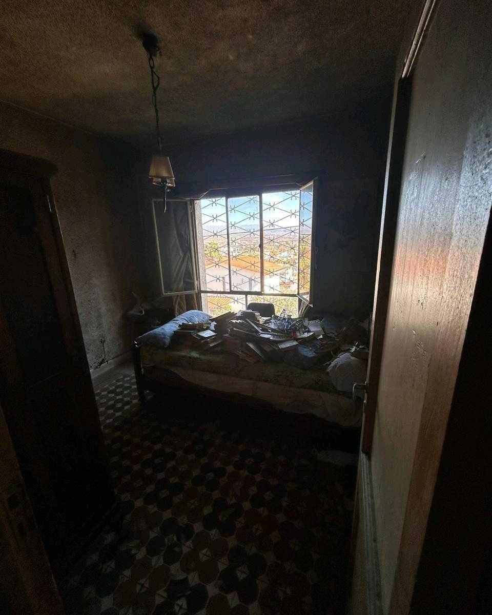 Casa a Reciclar con Buena Estructura. Barrio Malvinas 2