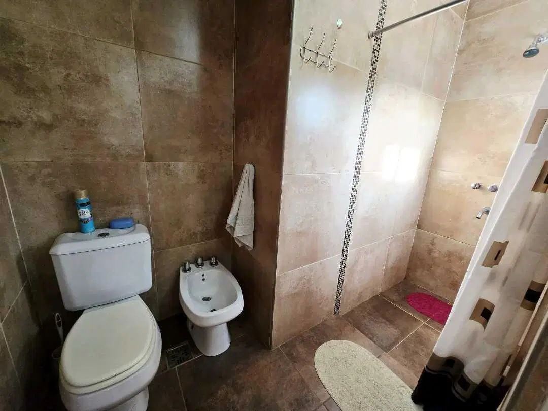 🏡✨ VENTA: CASA 2 PLANTAS EN VILLA CARLOS PAZ – B° EL FANTASIO📍 ¡A so 2