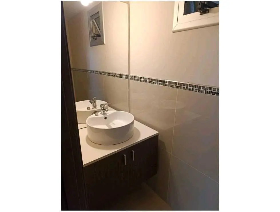 🏢 VENTA – DEPARTAMENTO A ESTRENAR📍 Sobre Av. Cárcano · A 400 8