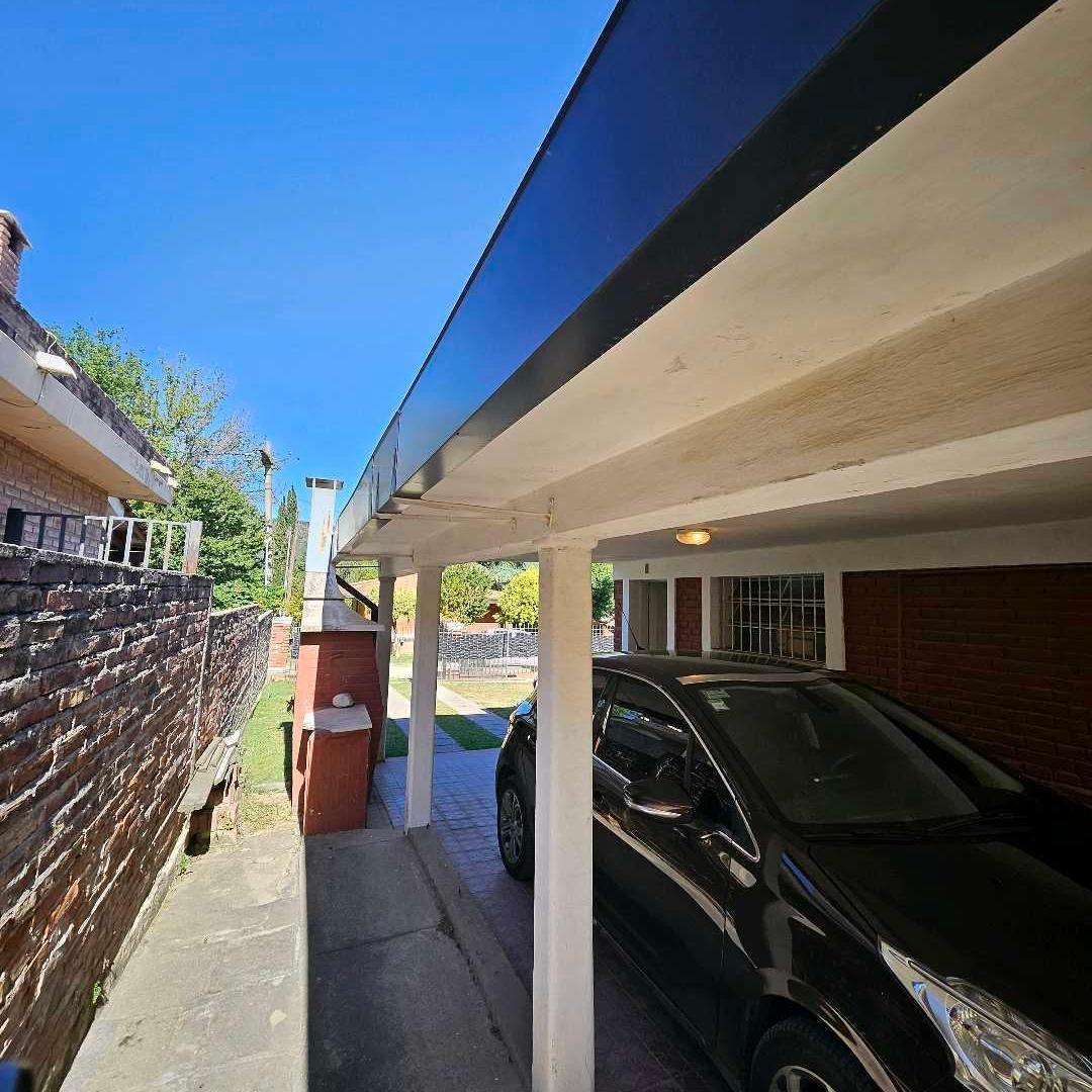 Foto de CHALET EN VENTA – PLAYAS DE ORO, VILLA CARLOS PAZ ¡A solo 150 mts, imagen 3