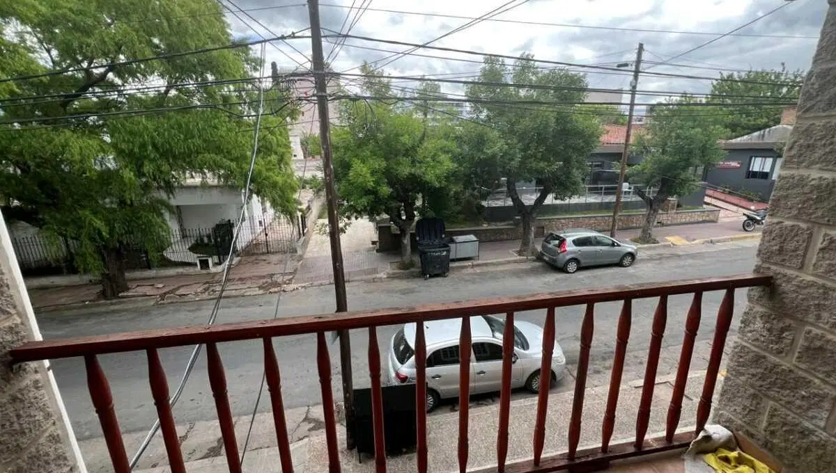 Departamento de 1 Dormitorio con Cochera en Excelente Ubicación 1